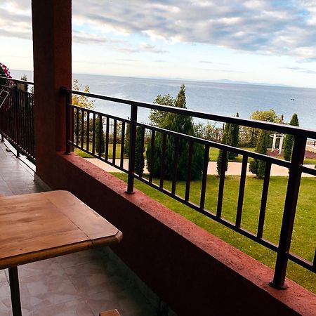 Beautiful Apartment Right By The Sea, Sveti Vlas Eksteriør billede