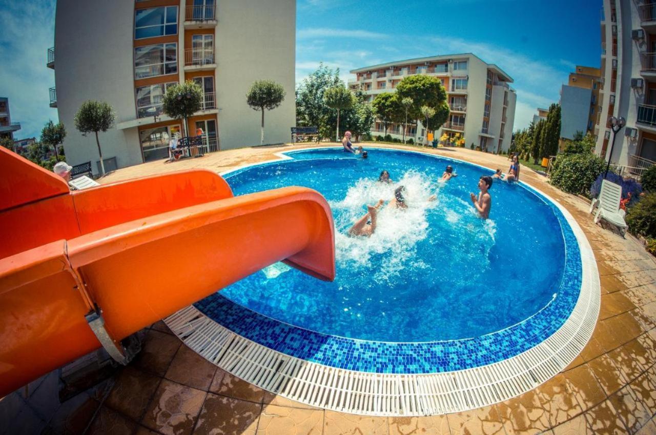 Beautiful Apartment Right By The Sea, Sveti Vlas Eksteriør billede