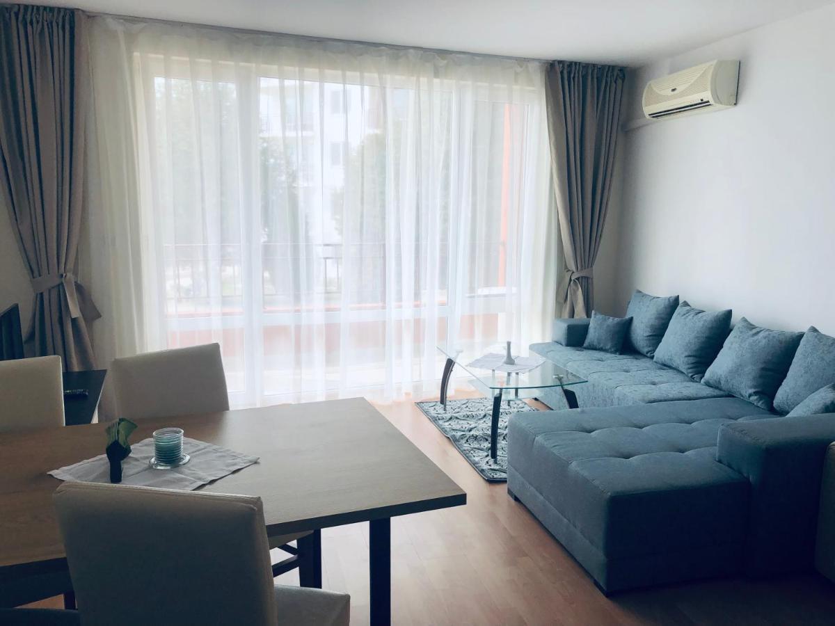 Beautiful Apartment Right By The Sea, Sveti Vlas Eksteriør billede